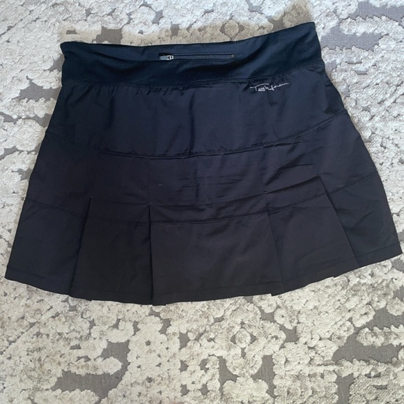 Taylor Jordan athletic skort - Picture 2 of 3